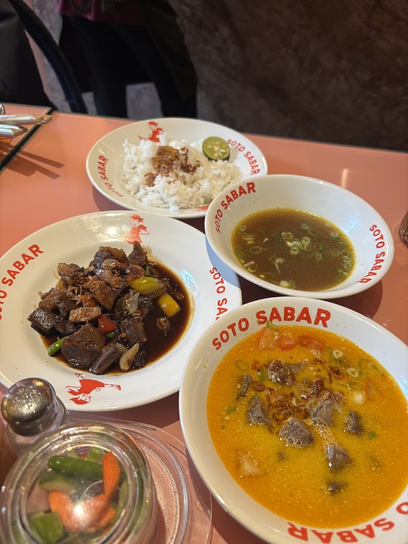 Soto Sabar: appetizing photo of restaurant food