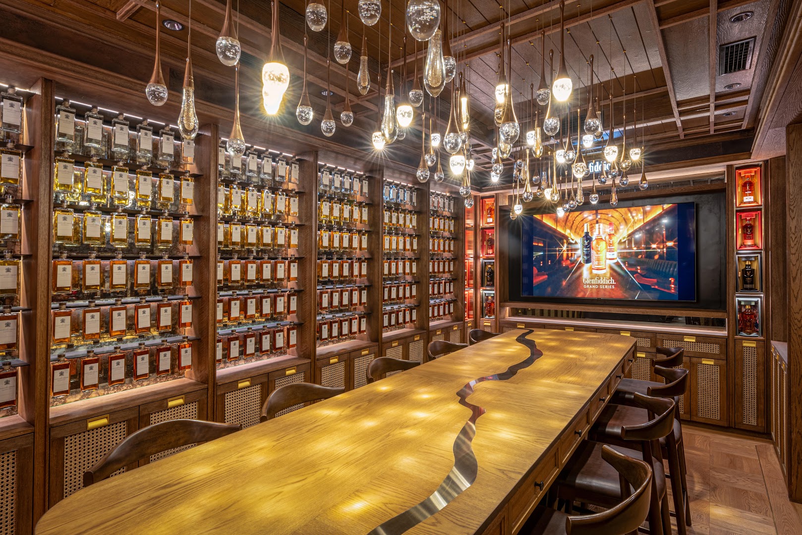 The Distillers Library: high quality, atmospheric interior shot