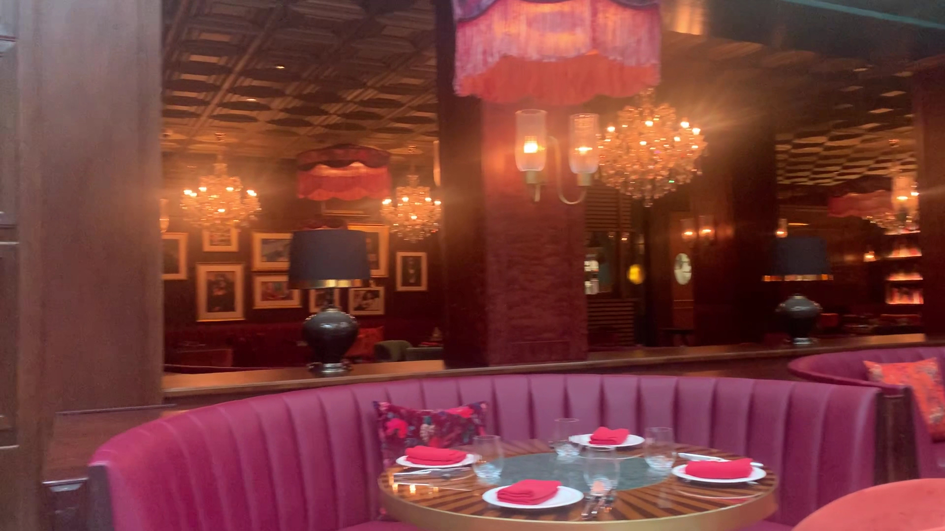 The Nineteen: high quality interior atmosphere shot
