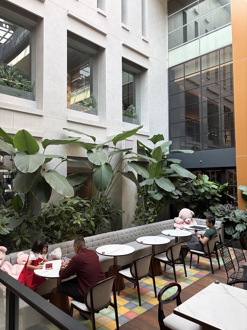 Wilde Cut: attractive and clear venue interior