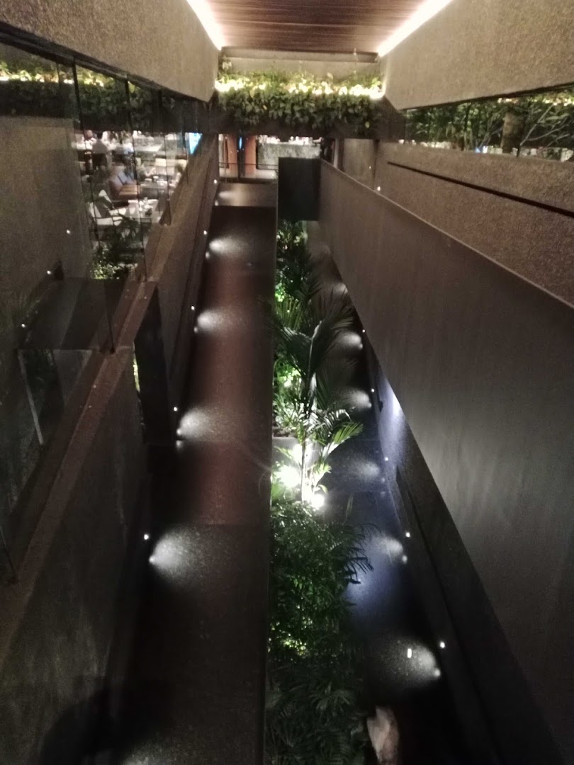 BOSA: atmospheric and high-quality interior shot