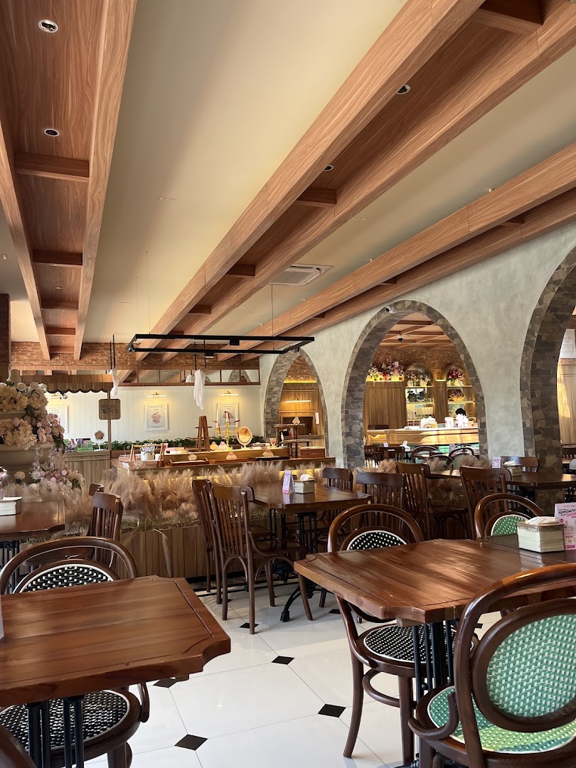 First Date by Kay's: high quality interior atmosphere shot
