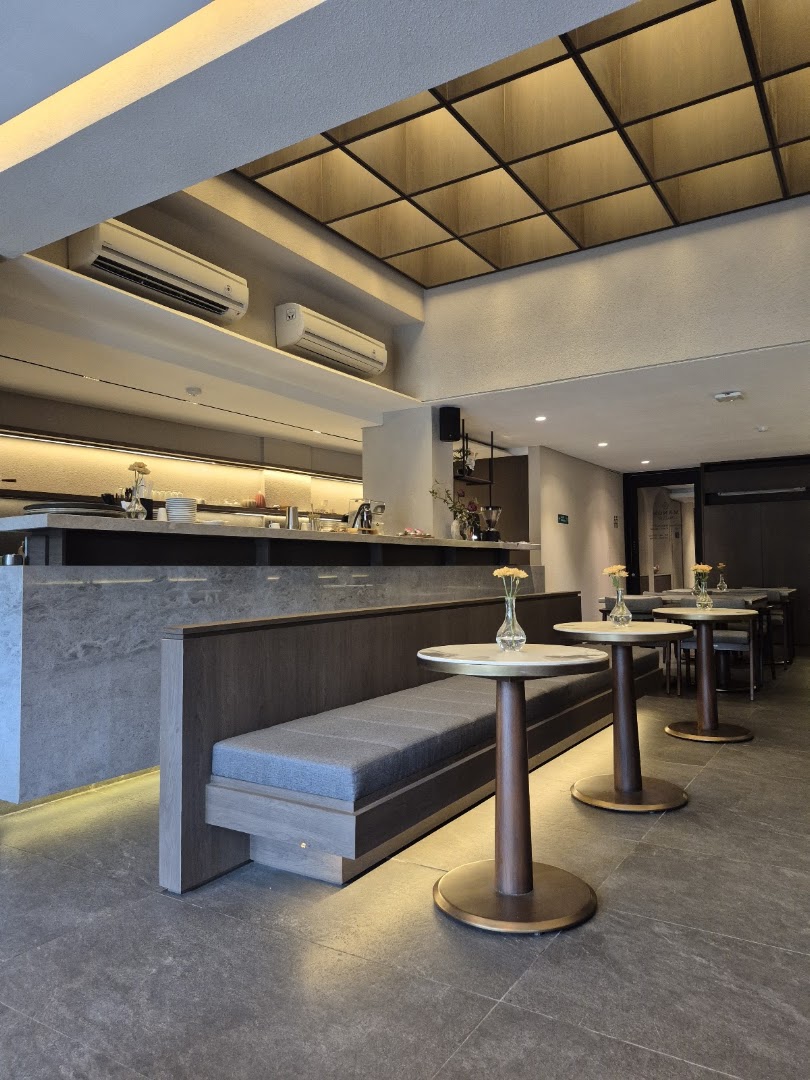 Manon Brasserie: professional interior shot of venue