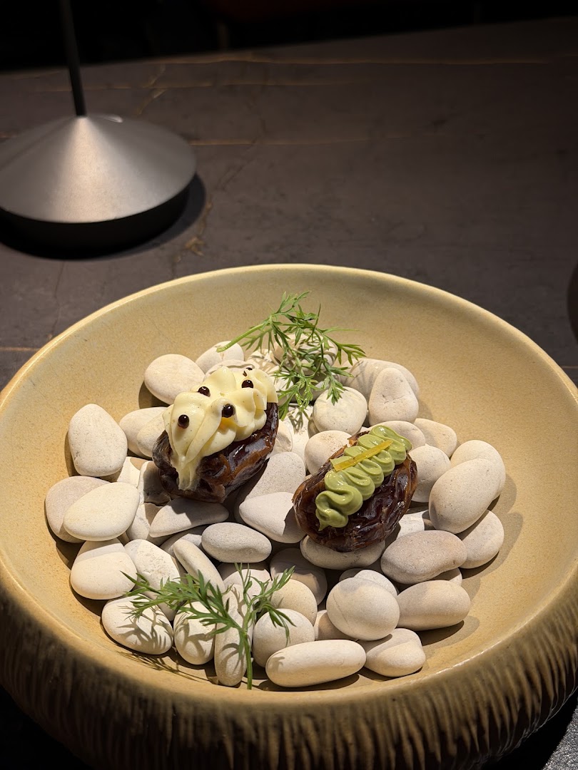 ZERU Sky Terrace: high quality food presentation