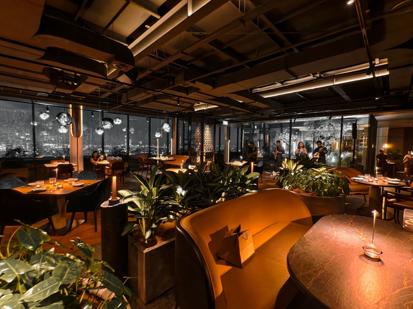 ZERU Sky Terrace: high quality atmospheric venue shot