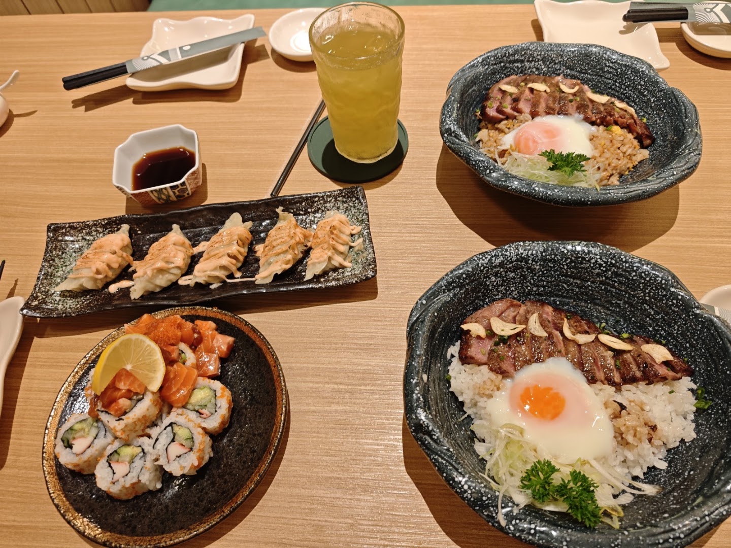 Izanagi Sushi: appetizing, high-quality food photography