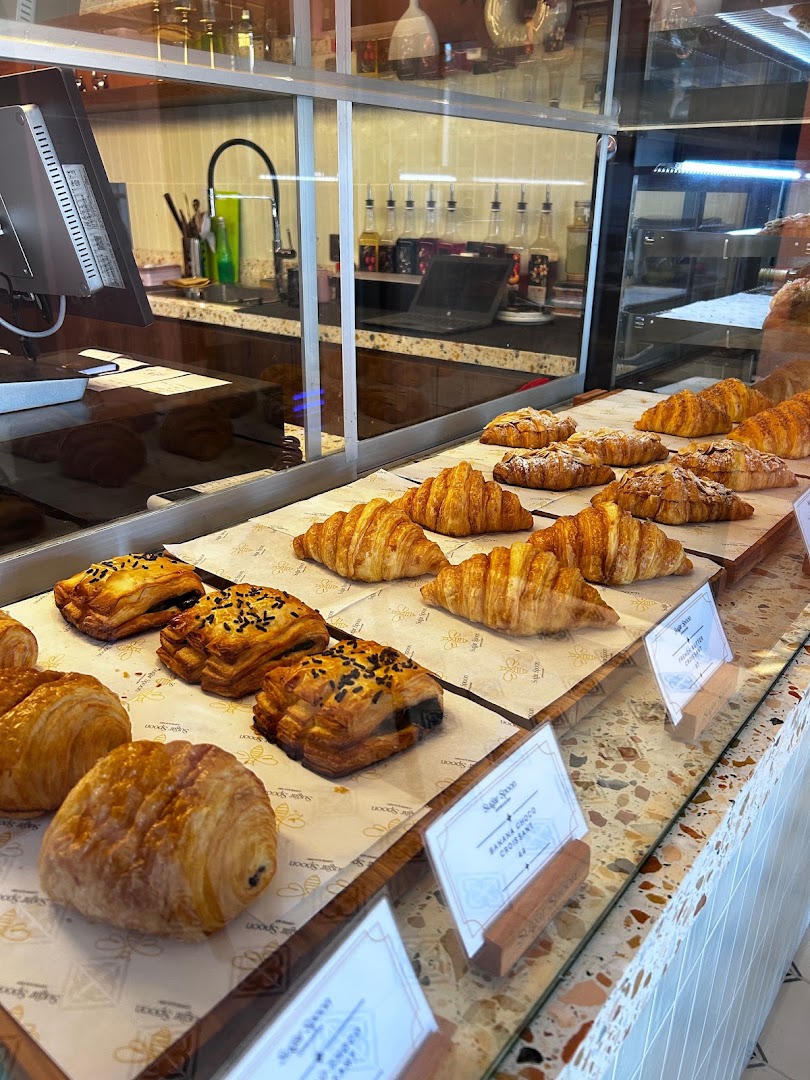 Sugar Spoon: appetizing display of fresh pastries
