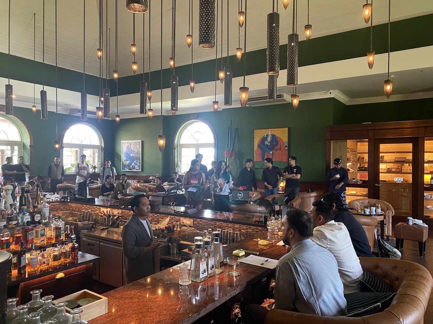 Pinstripe Bar: inviting bar atmosphere clearly