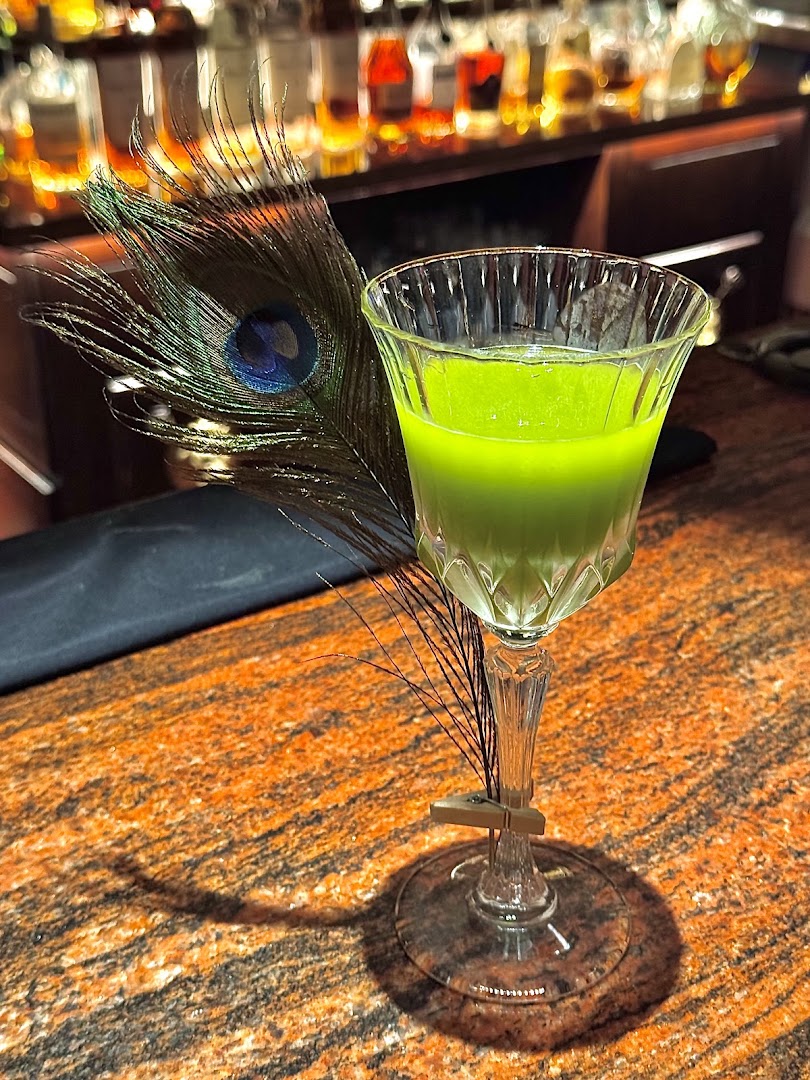 Pinstripe Bar: high quality, appealing cocktail photo