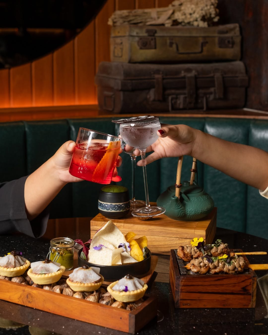 Whisper Cove: high quality, inviting atmosphere photo