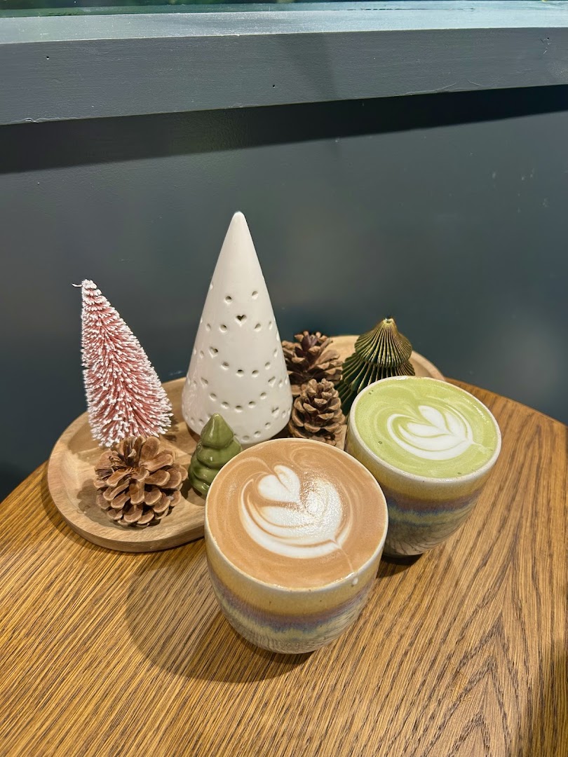 Guji Coffee Bar: high quality, appealing coffee presentation