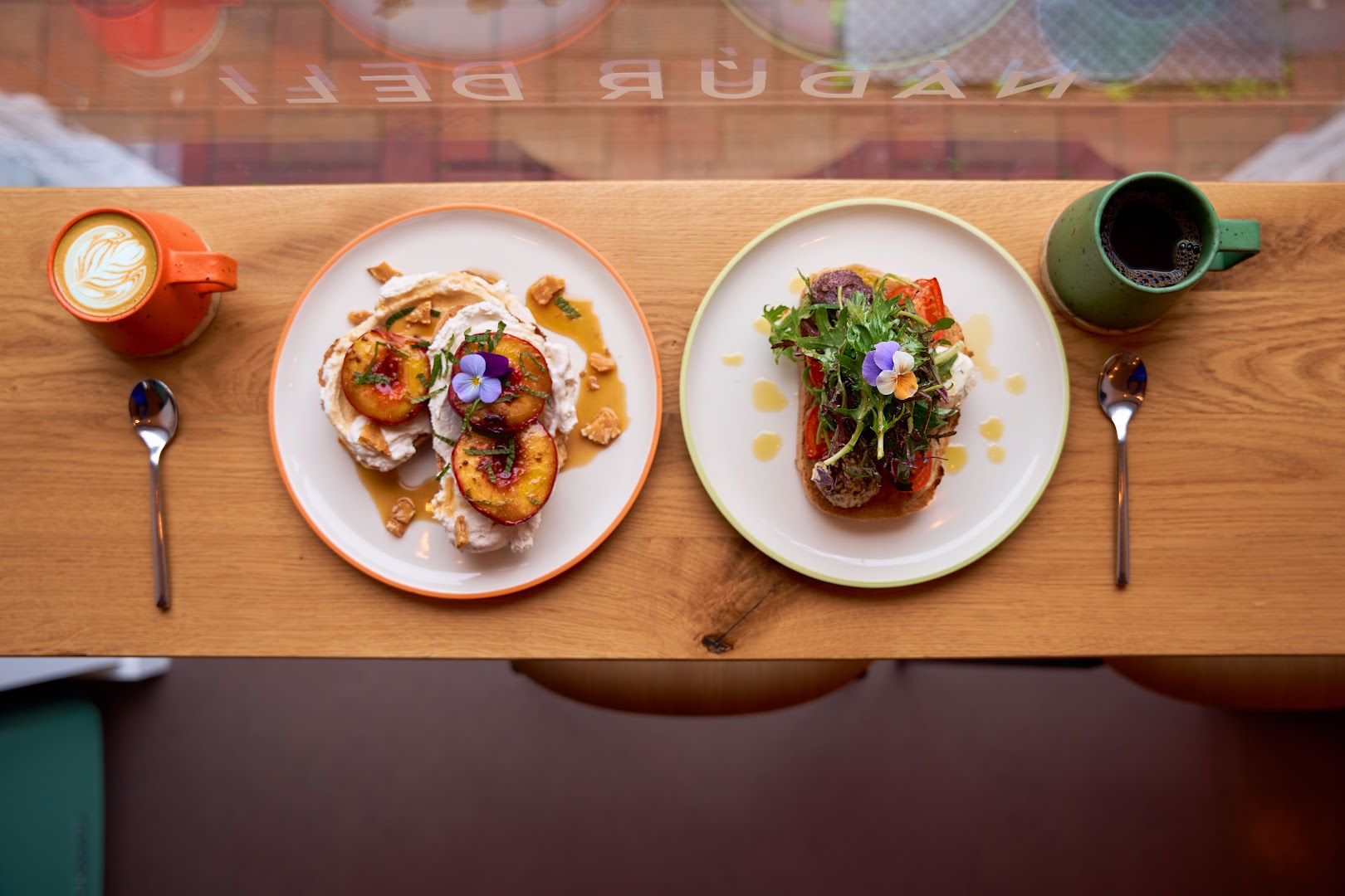 Nádúr Deli: appetizing, high-quality food photography