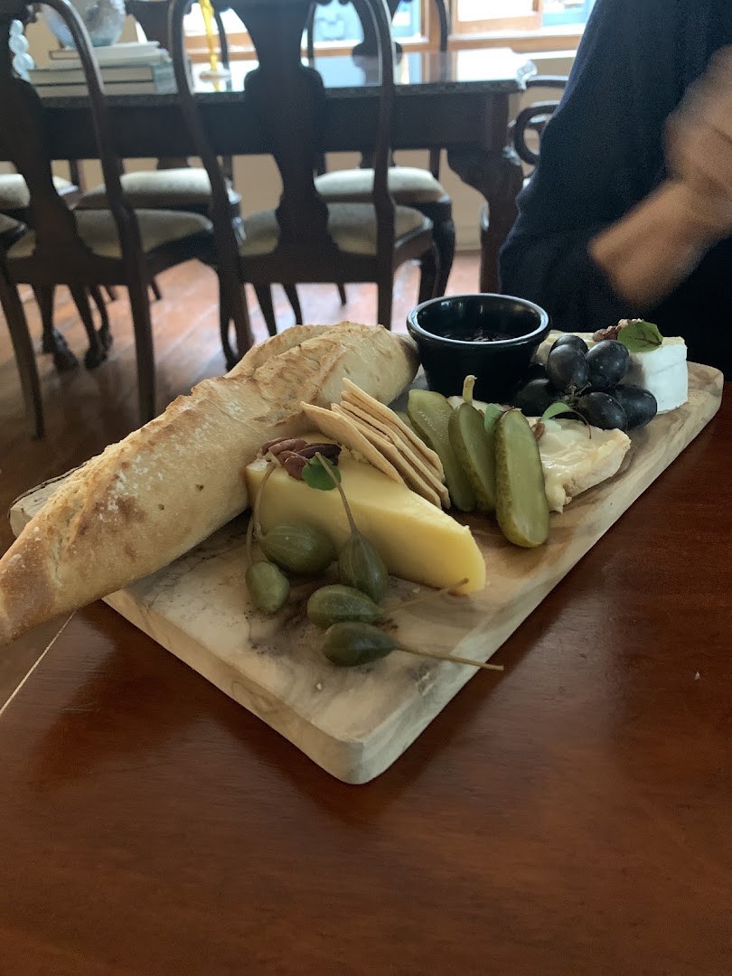 Old Brennans Wine House: appetizing photo of food platter