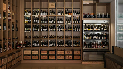 Fíon Eile: high quality, professional interior shot
