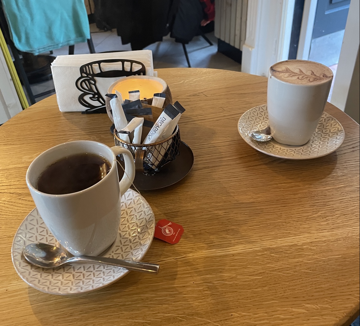 Branch & Caffè: appealing photo of served drinks