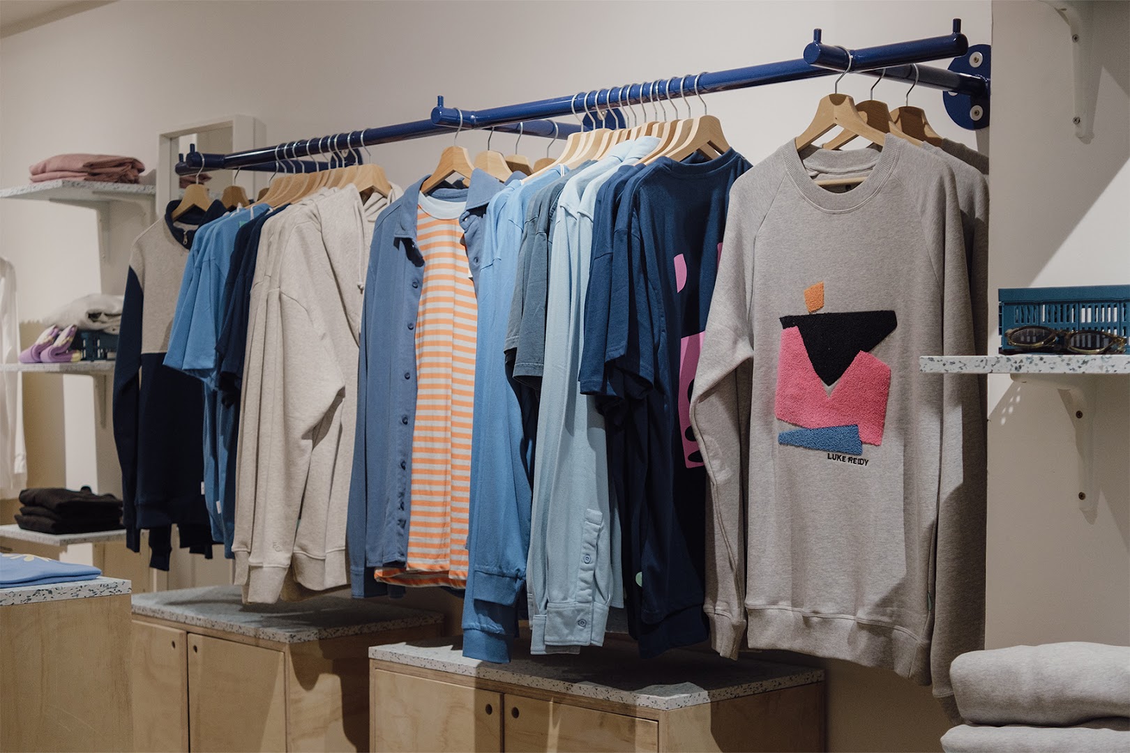 Fresh Cuts Clothing: clear display of shop products
