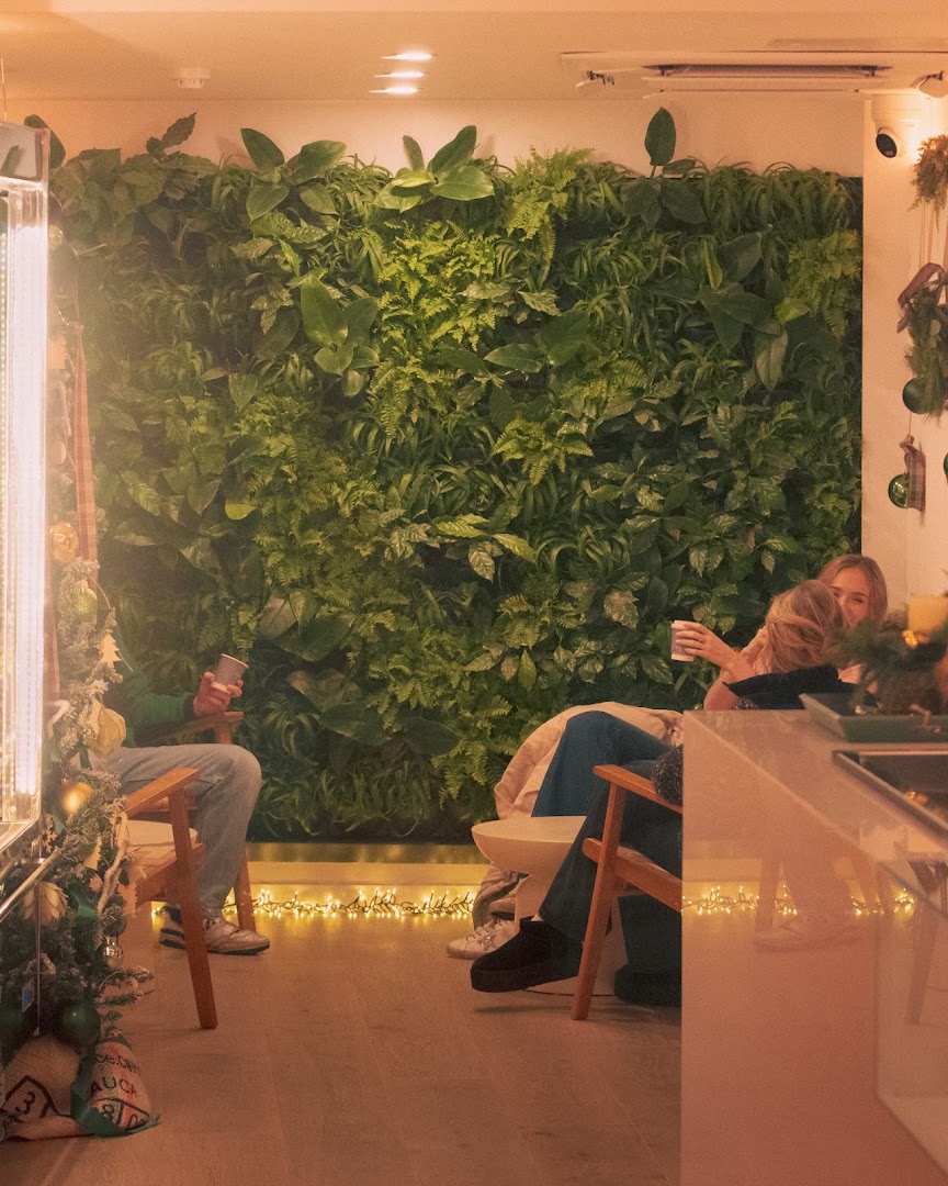 Here for Now: inviting atmosphere and interior design