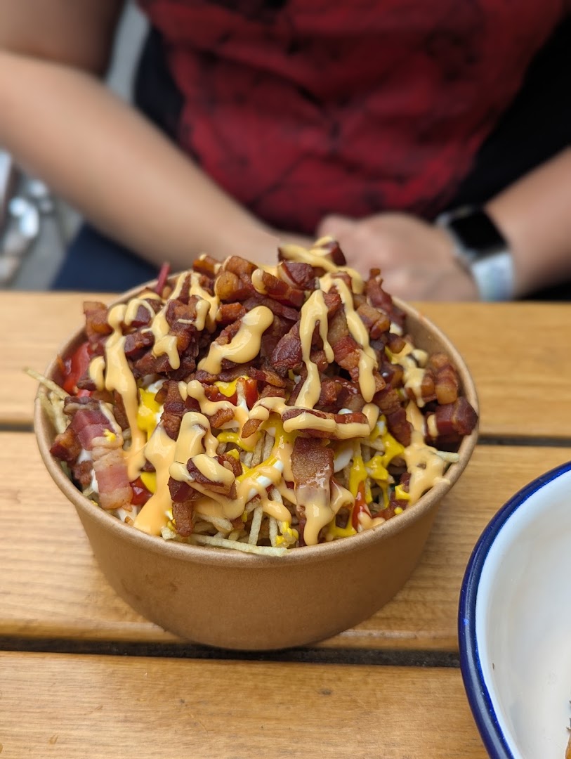 Street Dog: appetizing, high-quality food photo