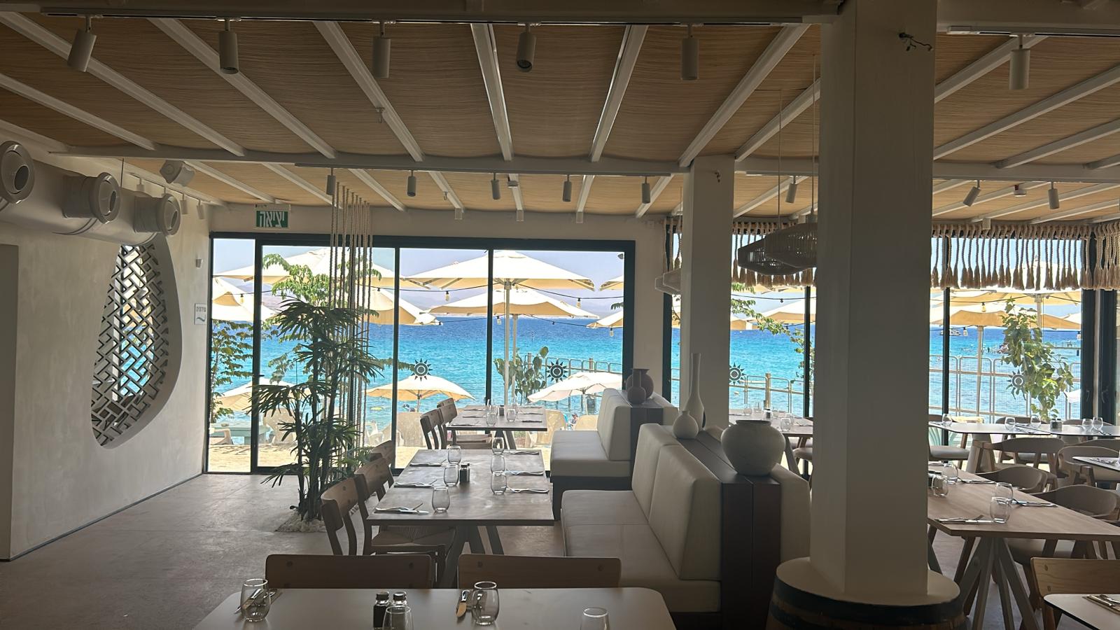 Indigo Beach: beautiful atmosphere and ocean view