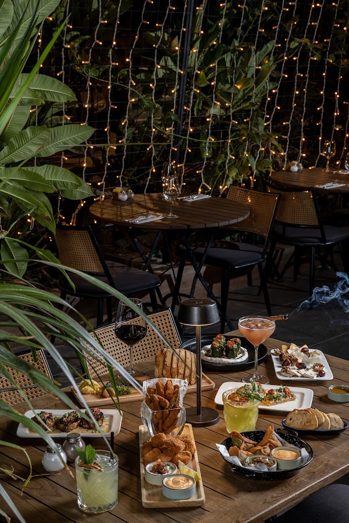 Traklin: appetizing food and inviting atmosphere