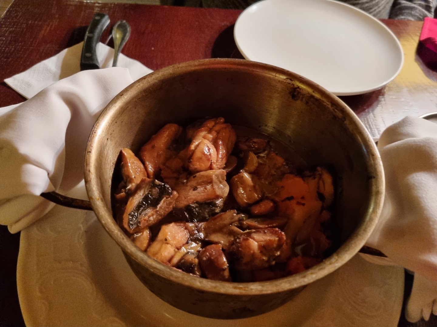 Hanamal 24: appetizing photo of served dish