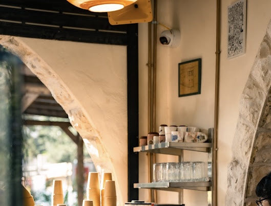 Untitled Cafe: inviting and professional cafe interior