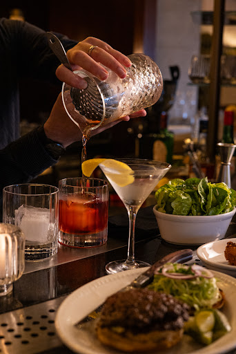 The Grill Room: high quality professional drink preparation