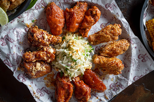 Lucky Chicken: appetizing, high-quality food photography