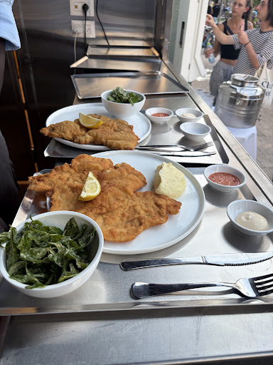 Oscar's: appetizing, high-quality food photography