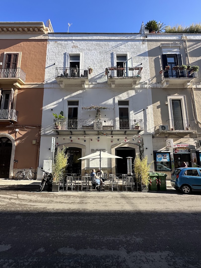 Base Records Bistrot: clear exterior shot of venue