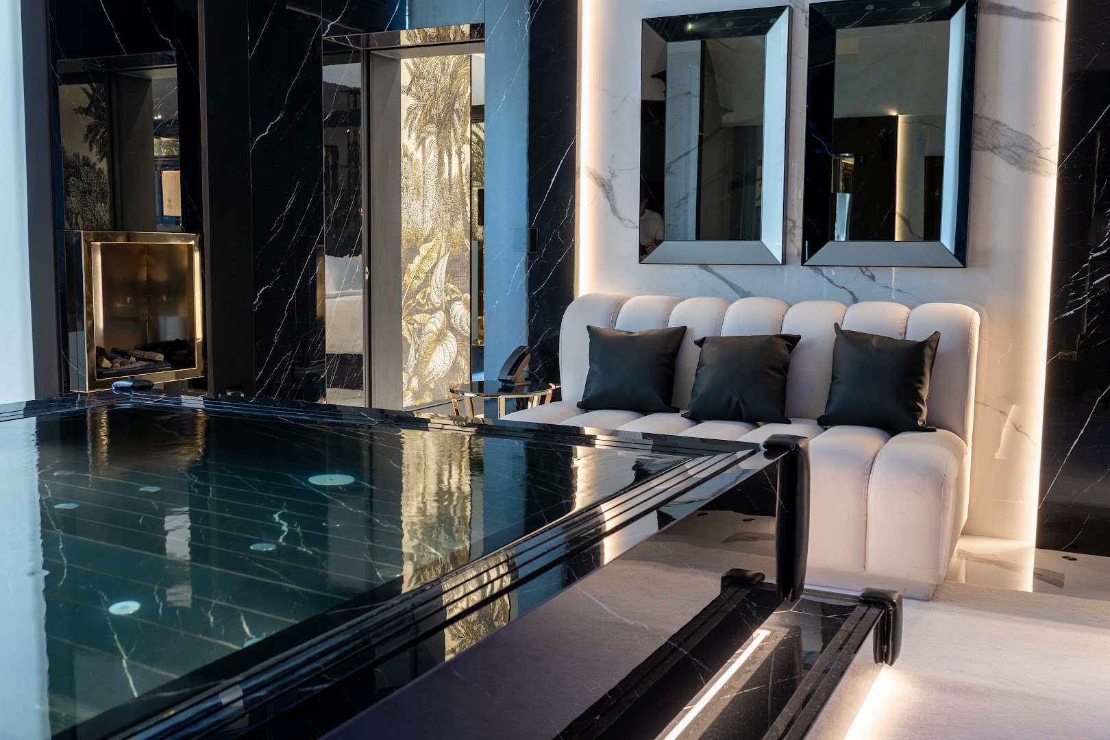 Bra Hotel: high quality, professional hotel interior