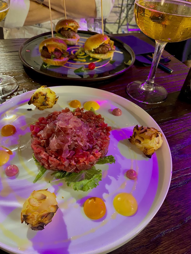 Kandinsky: appetizing food and drink photography