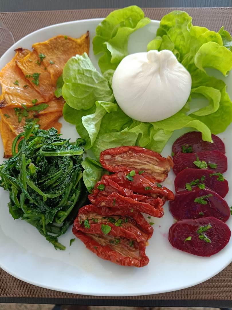 La Schiscetta: appetizing and clear food photo