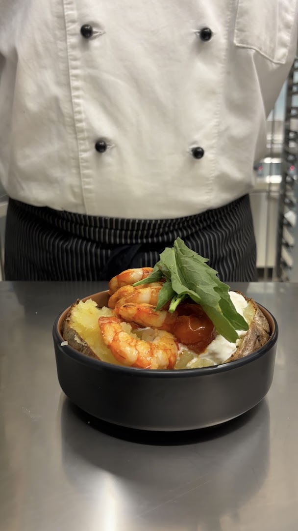 Mangia - Italian Potatoes: appetizing food photo with chef