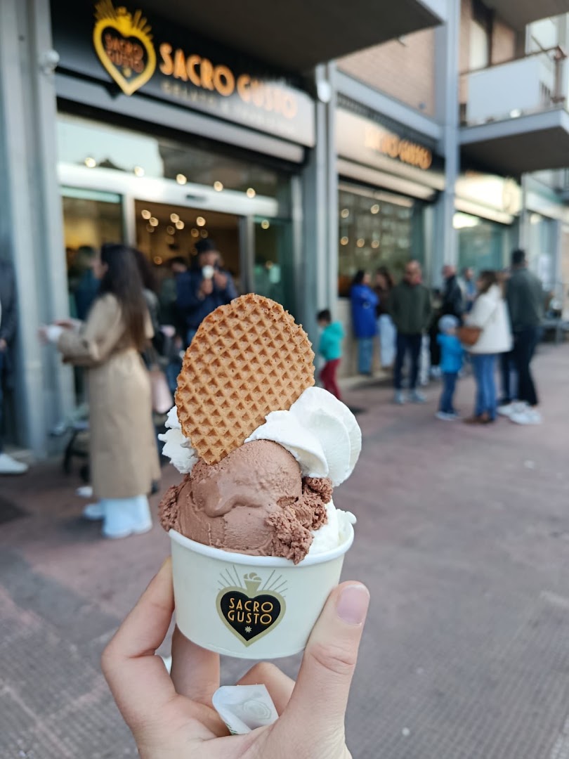 Sacro Gusto Gelateria: appetizing product shot at venue