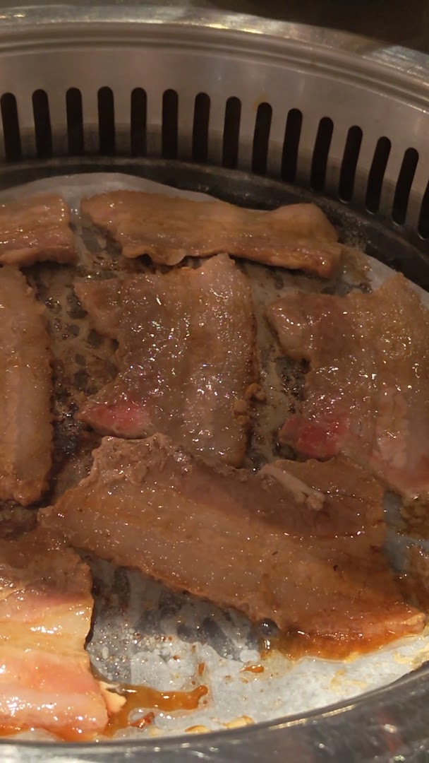 Sentò Ristorante Coreano: appetizing photo of grilled meat