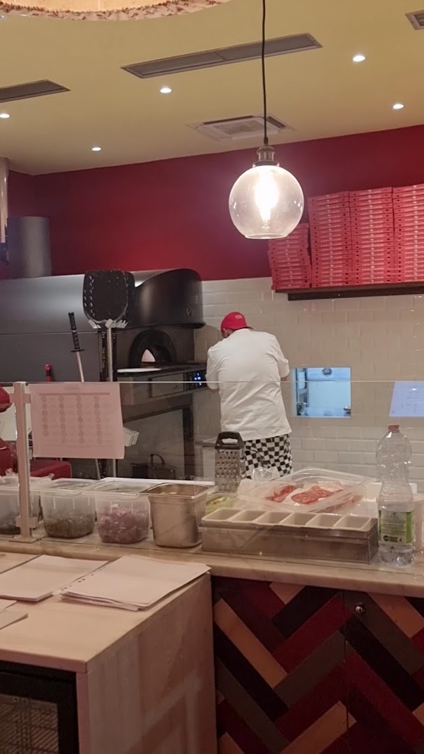 Pizzium: authentic pizza preparation process