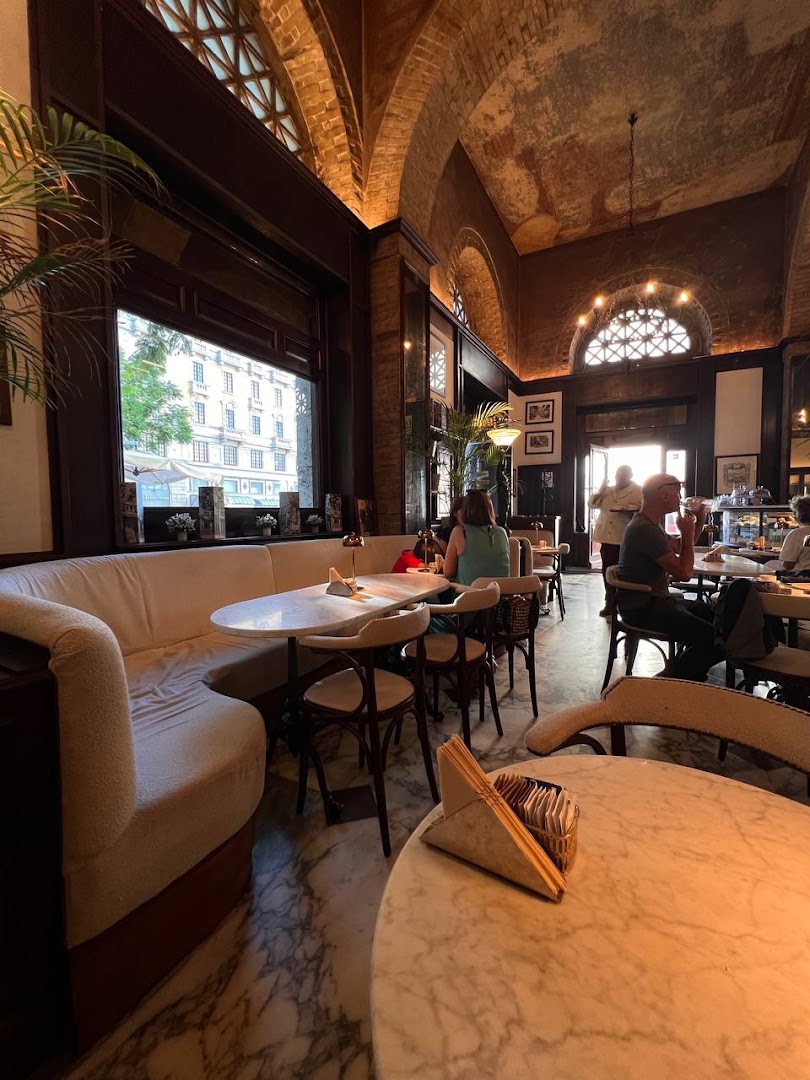 Caffè Svizzero: inviting atmosphere and professional quality