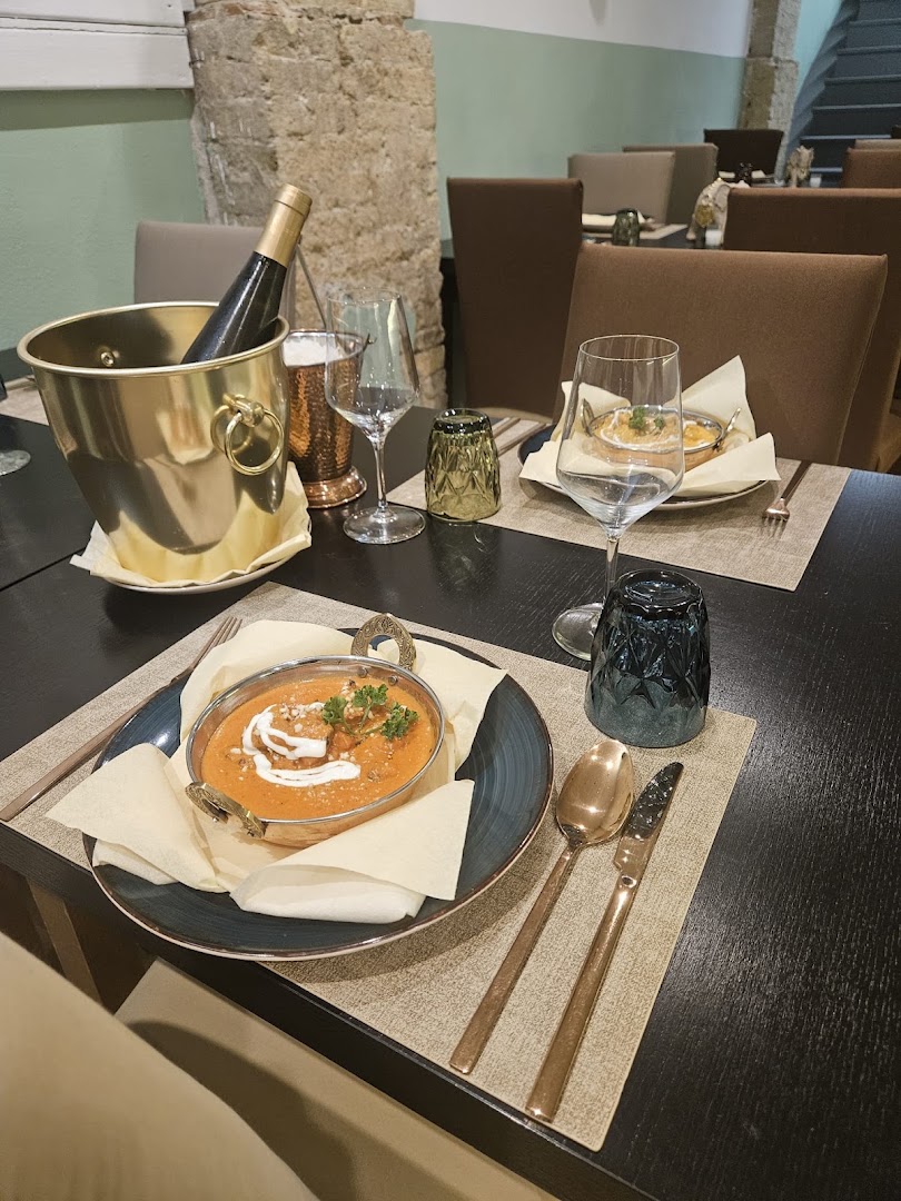 Rasvati: appetizing food and professional presentation