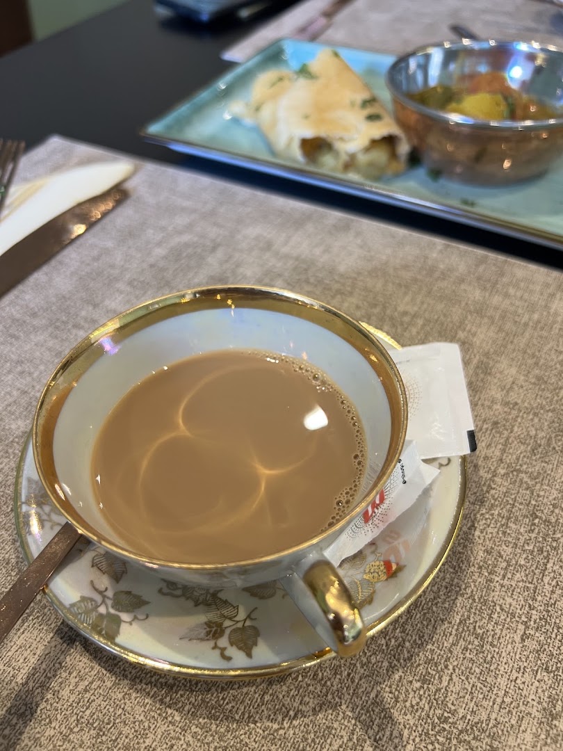 Rasvati: appetizing food and drink presentation