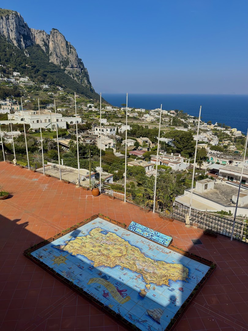 Ambasciatori Capri: stunning terrace view of Capri