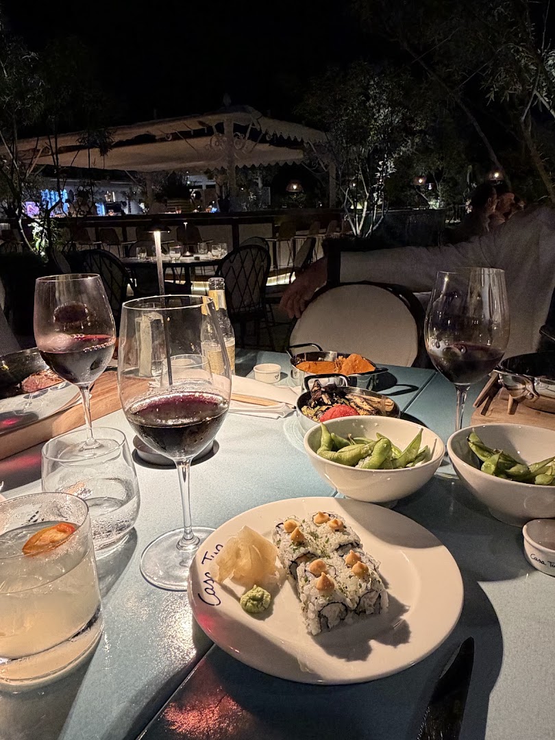 Casa Tua Capri: appetizing food and restaurant atmosphere