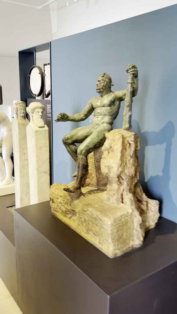Museo Archeologico di Capri: clear photo of museum collection