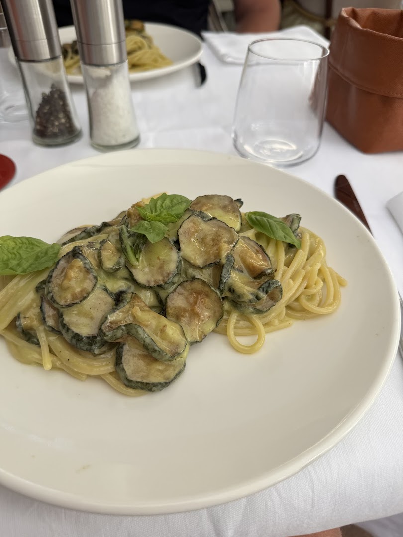 Santina Capri: appetizing, high-quality food photography