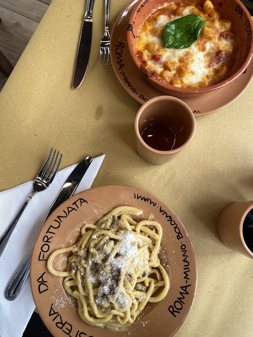 Osteria da Fortunata: appetizing food photography of the restaurant
