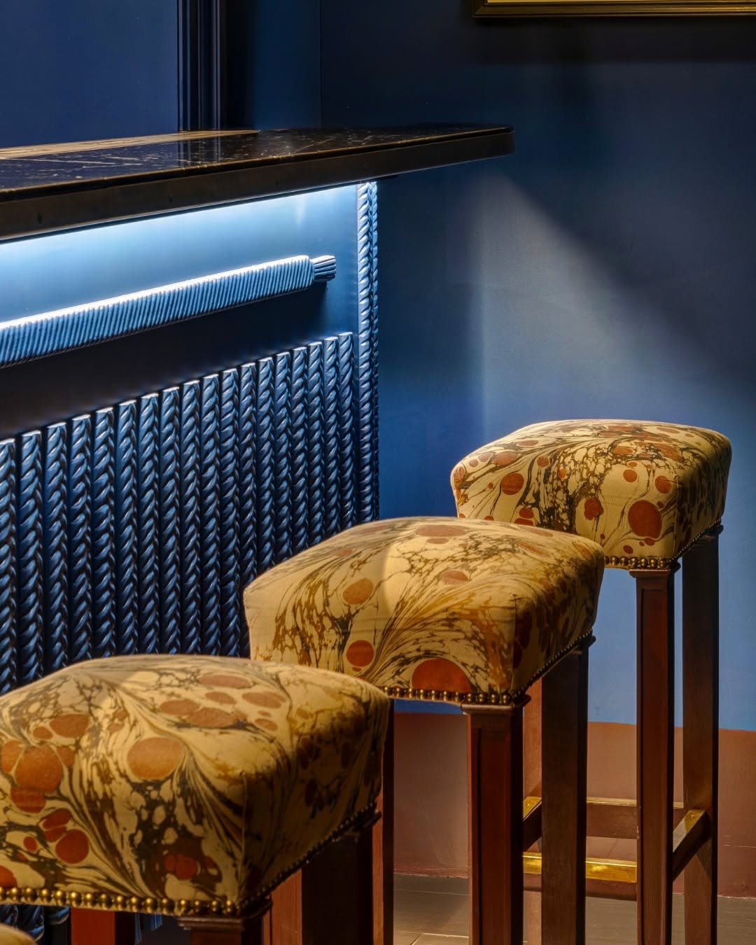 Raaro: high quality interior atmosphere shot