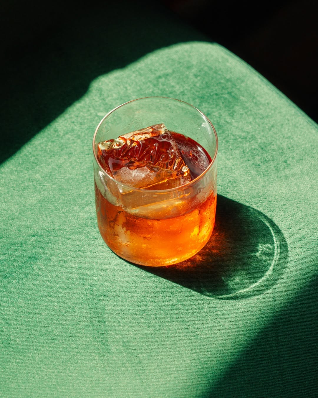 Raaro: high quality drink photography