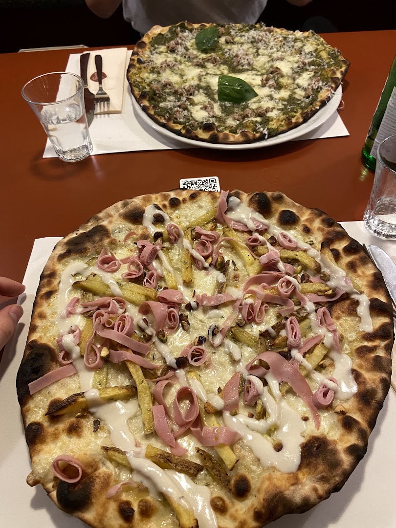Gigi Vera Pizza: appetizing photo of restaurant food