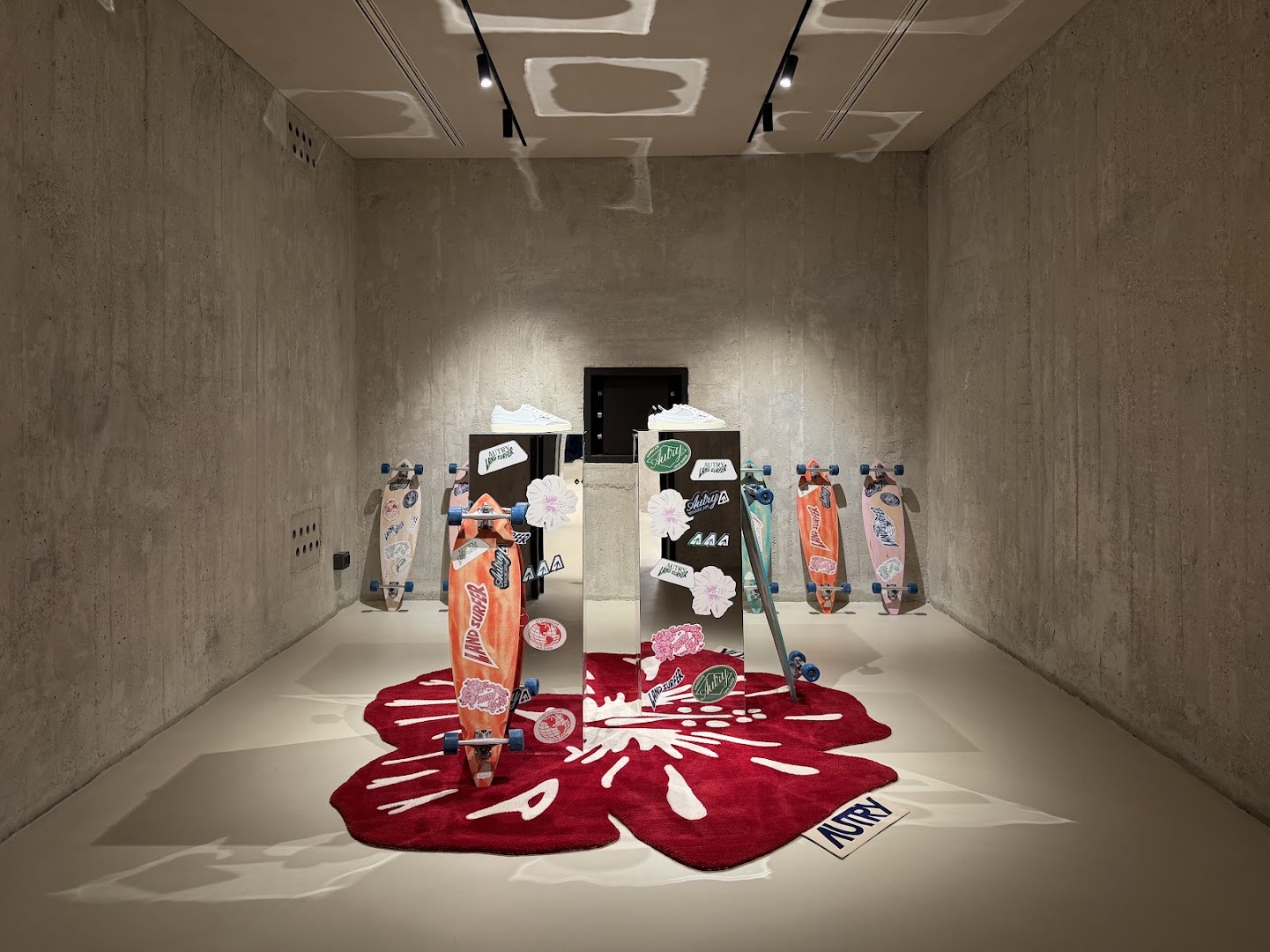 Anteprima: professional interior product display photo