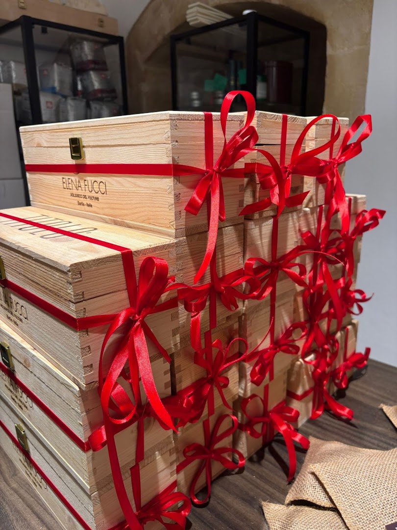 Hemingway Enoteca: high quality wine gift boxes